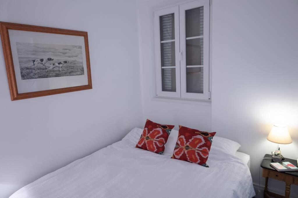 Charming Colonial Flat In Historic Building Lägenhet Gibraltar Exteriör bild
